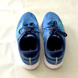 Saucony Kinvaro 9 - Size 9.5